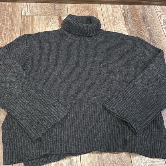 NWOT SOPHIE RUE Della Women's Charcoal Gray Turtleneck Sweater SIZE S - Picture 2 of 6